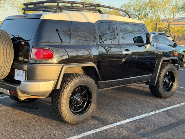2008 Toyota FJ Cruiser · Sport Utility 2D — photo 2