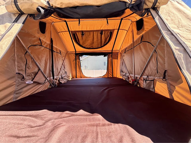 Smittybilt Roof Top Tent — photo 2