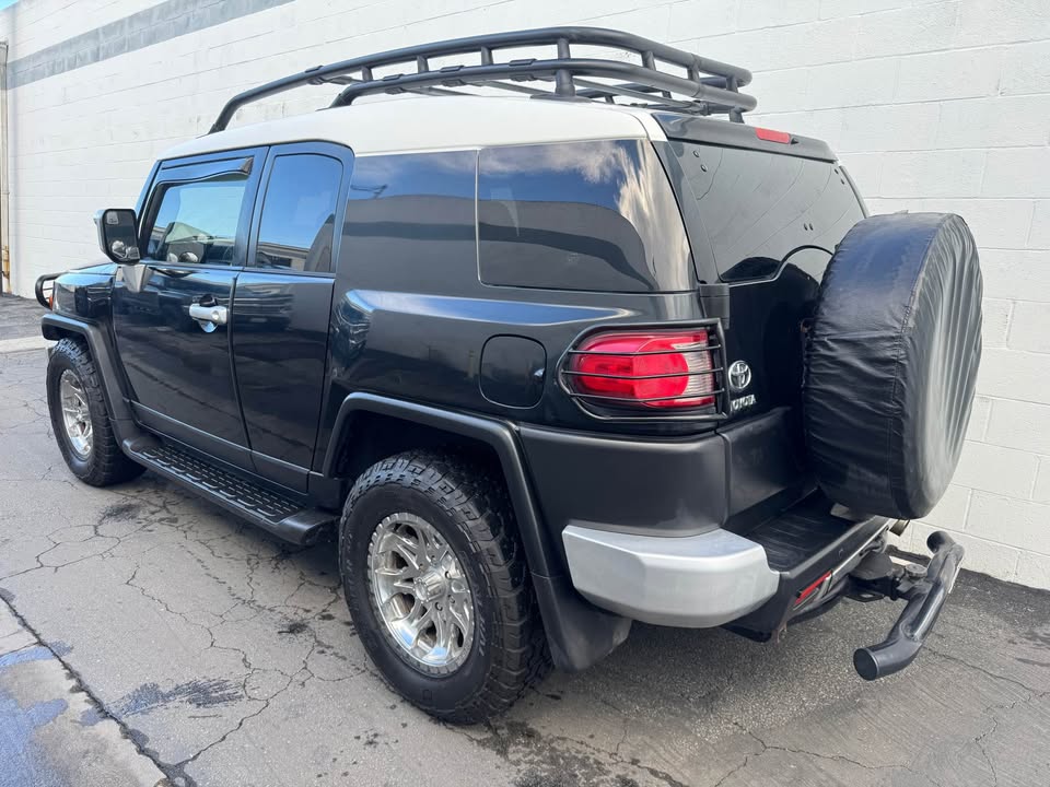 2007 Toyota FJ Cruiser · Sport Utility 2D in Torrance, CA (photo 2) — photo 2