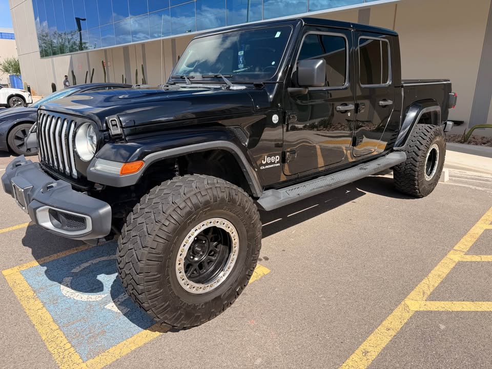 2021 Jeep Gladiator · Overland Pickup 4D 5 ft in Surprise, AZ (photo 2) — photo 2