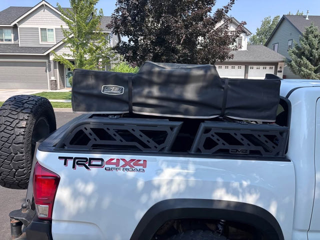 Smittybilt Overlander Gen 1 Standard Roof Top Tent — photo 2