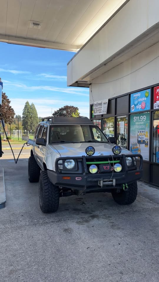 2002 Nissan Xterra · SE S/C Sport Utility 4D — photo 2