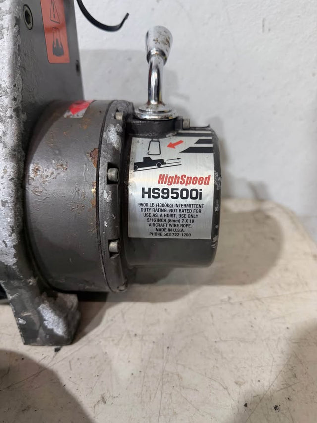 Warn 9,500lb Winch — photo 2