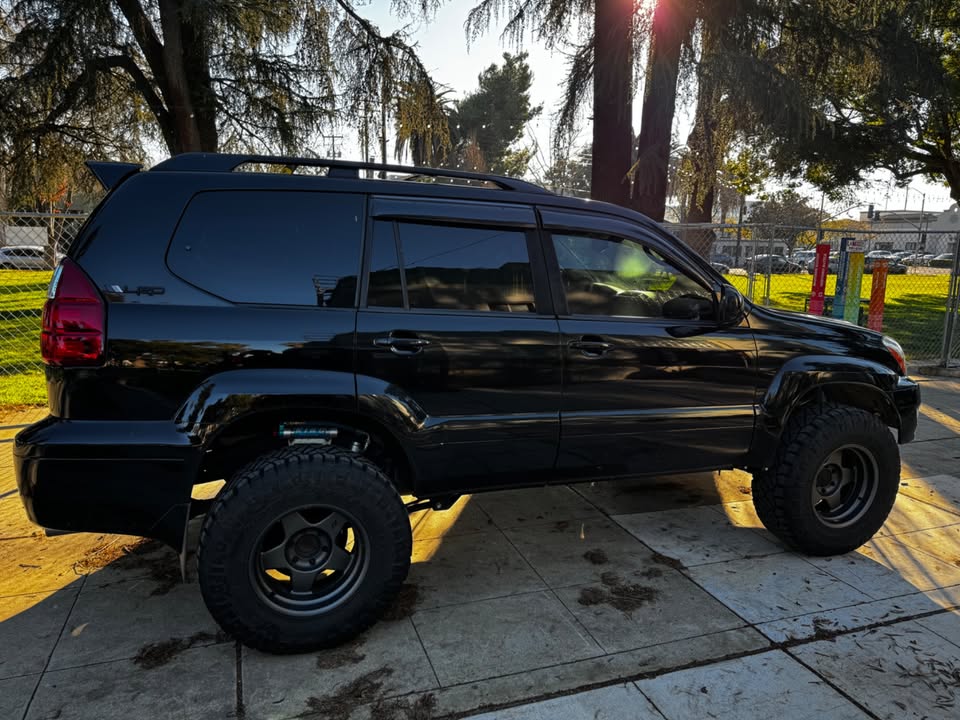 2006 Lexus GX470 in Sacramento, CA (photo 2) — photo 2