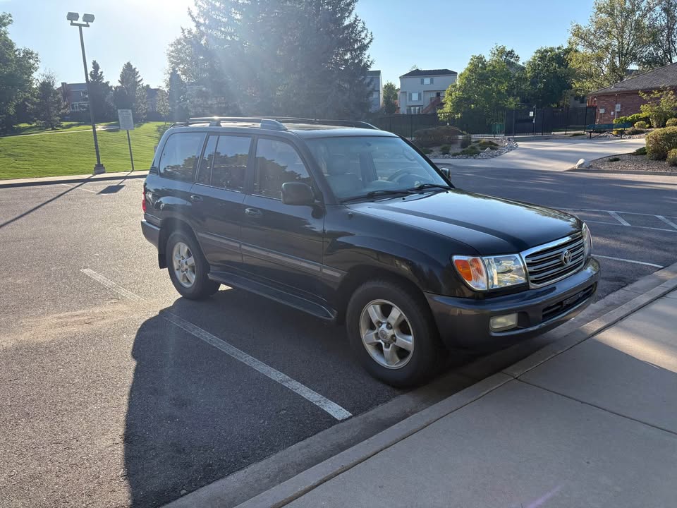 2003 Toyota Landcruiser in Centennial, CO (photo 2) — photo 2