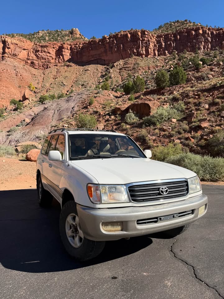 1999 Toyota Landcruiser in St George, UT (photo 2) — photo 2