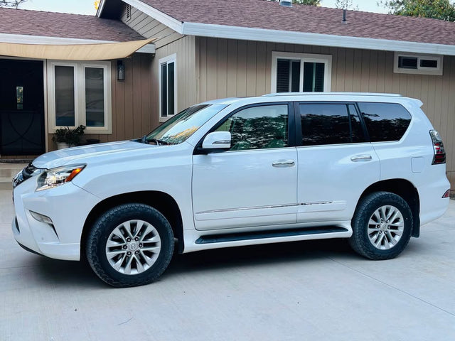 2014 Lexus GX · GX 460 Luxury Sport Utility 4D — photo 2