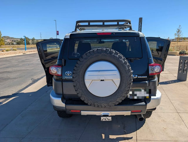 2013 Toyota FJ Cruiser · Sport Utility 2D — photo 2