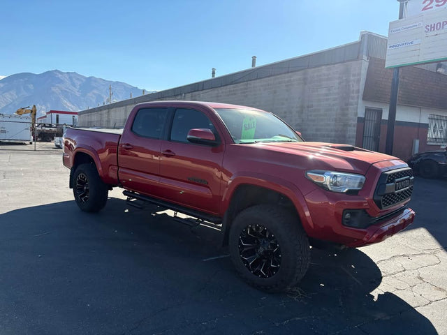 2016 Toyota Tacoma Double Cab · TRD Off-Road Pickup 4D 6 ft — photo 2