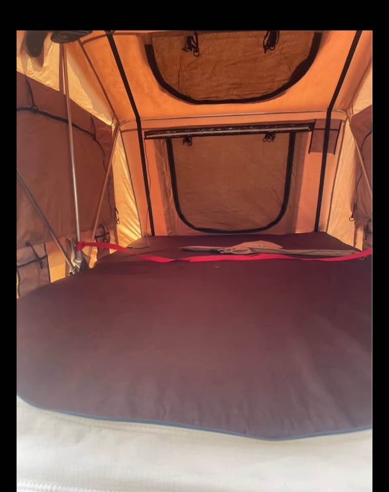 Smittybilt rooftop tent in Moreno Valley, CA (photo 2) — photo 2