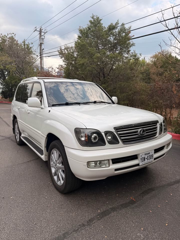 2003 Lexus LX · LX 470 Sport Utility 4D in Austin, TX (photo 2) — photo 2
