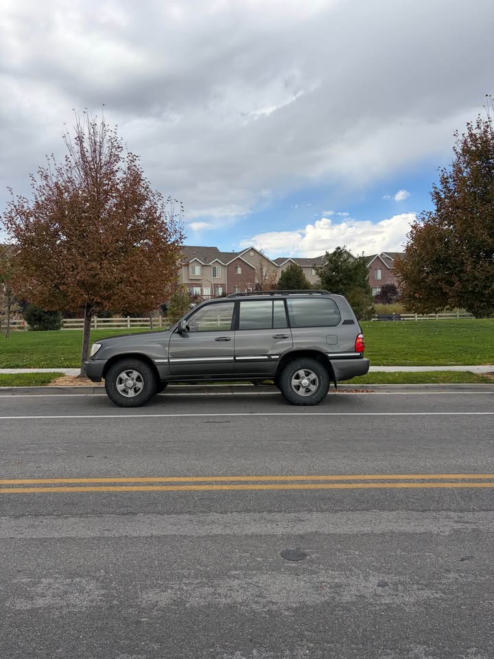 2000 Toyota Landcruiser · Sport Utility 4D in West Jordan, UT (photo 2) — photo 2