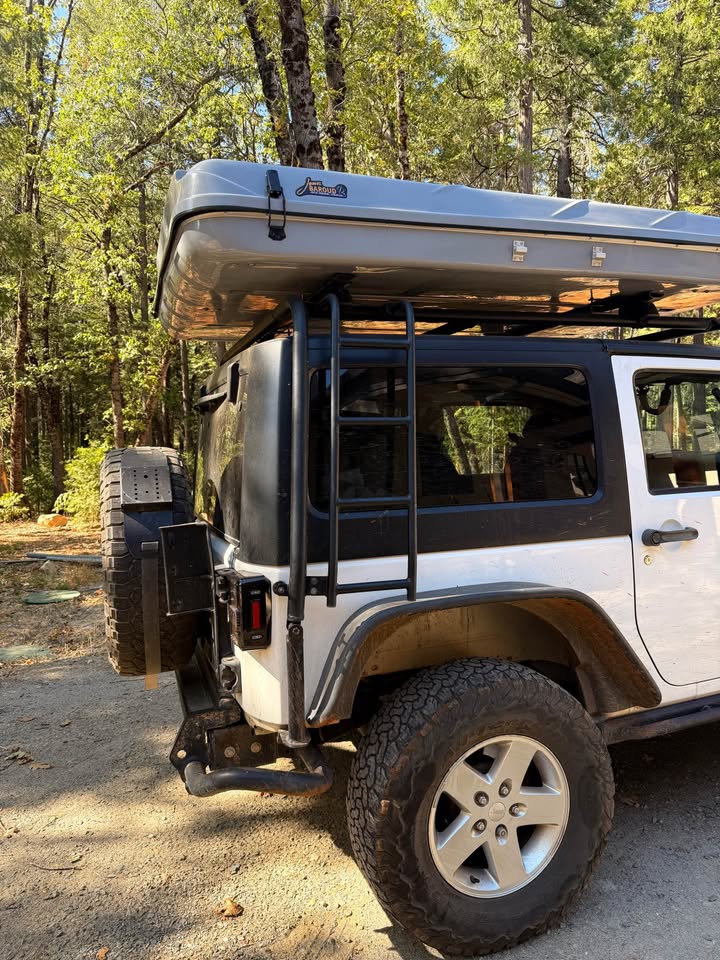 James Baroud Space XL Rooftop Tent in Colfax, CA (photo 2) — photo 2