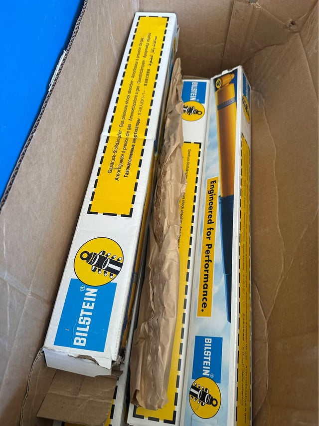 Bilstein 24-324359 B8 5100 Shocks and Old Man Emu ARB Coil Springs — photo 2