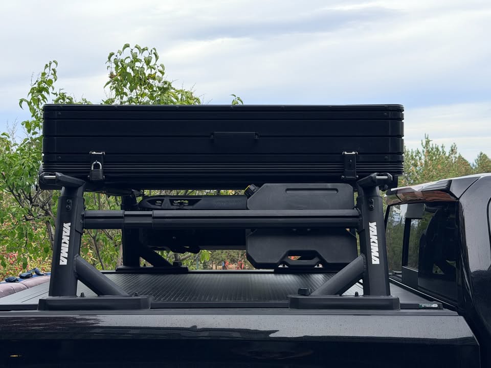 Roofnest Condor Overland 2 hardshell rooftop tent in Bend, OR (photo 2) — photo 2