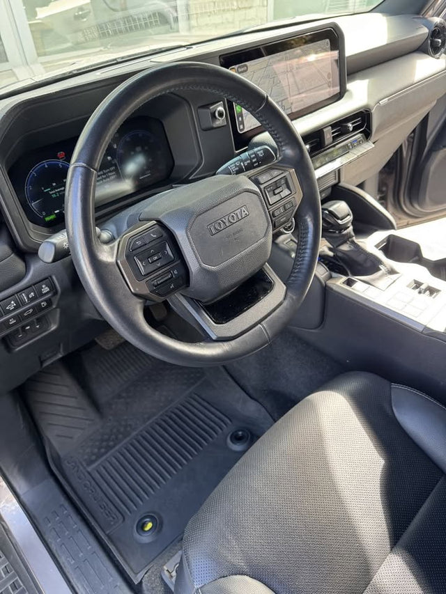 2024 Toyota Land Cruiser — photo 2
