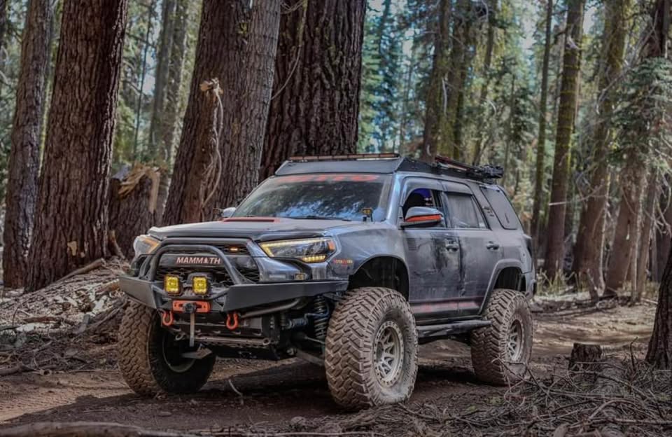 2014 Toyota 4Runner · SR5 Sport Utility 4D in Denver, CO (photo 2) — photo 2