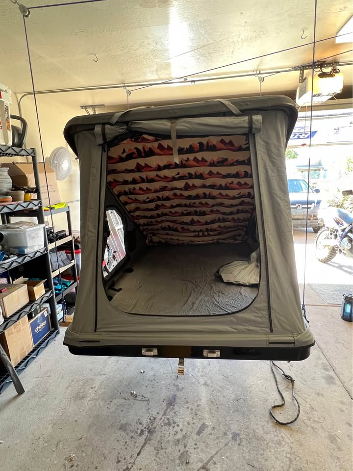 Rooftop tent in Glendale, AZ (photo 2) — photo 2