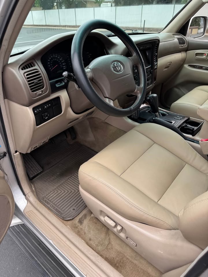2002 Toyota Landcruiser in Orem, UT (photo 4) — photo 4