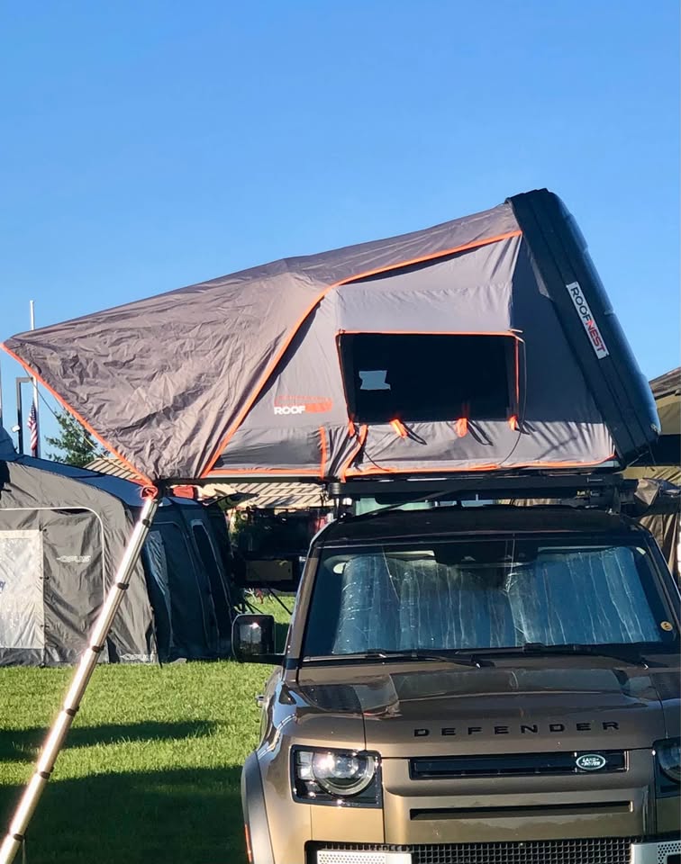 Roof Nest Condor roof top tent in Normandy Park, WA (photo 4)