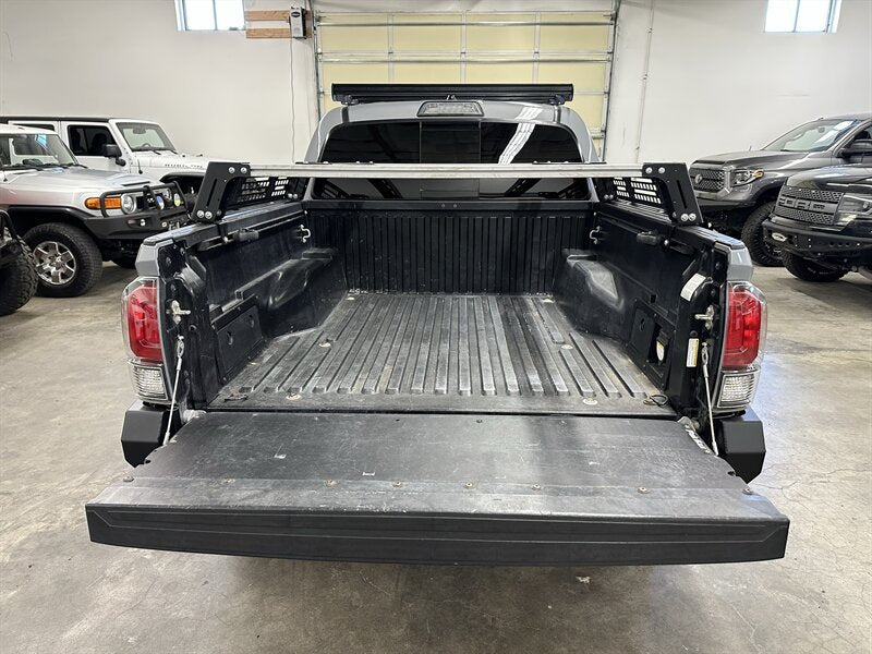 2017 Toyota Tacoma TRD Pro in Portland, OR (photo 5)