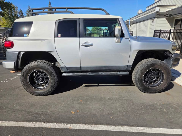 2008 Toyota FJ Cruiser · 4x4 Manual 6 Speed — photo 3