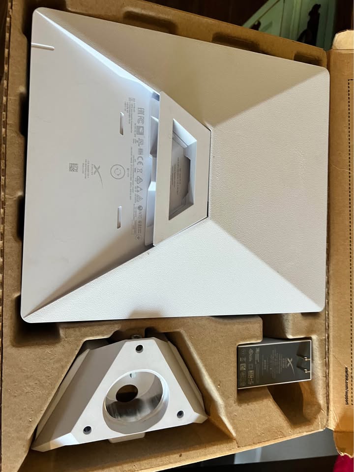 Starlink Mini in Box in Horseshoe Bay, TX (photo 3) — photo 3