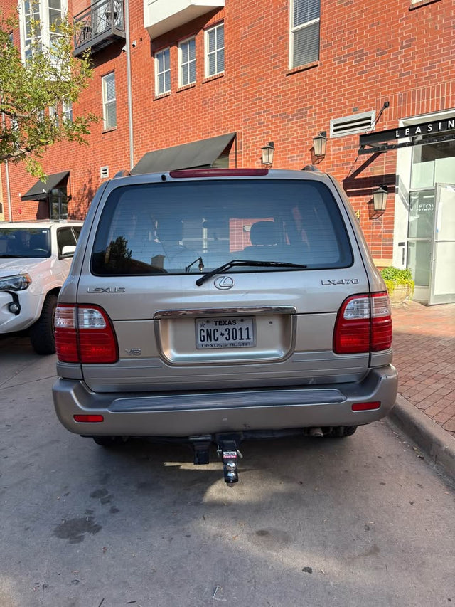 2002 Lexus LX · LX 470 Sport Utility 4D — photo 3