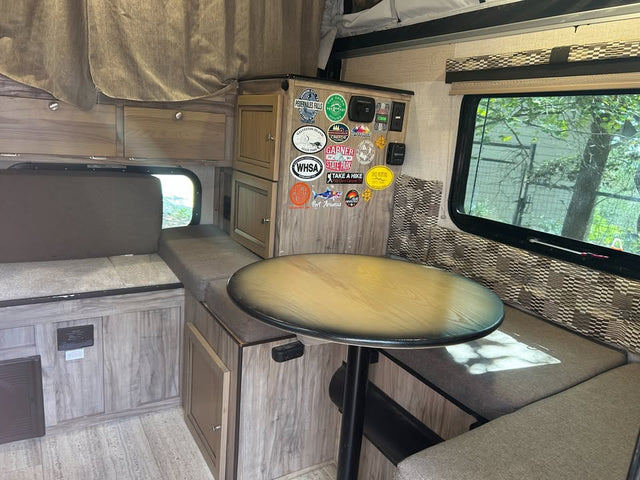2018 palomino SS-550 — photo 3