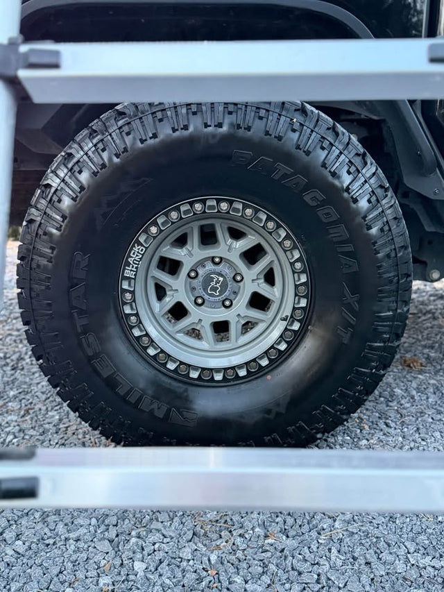 2020 Jeep Gladiator · Sport S Pickup 4D 5 ft — photo 3