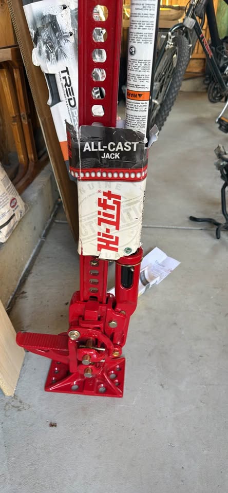 Jack-Heavy-Duty Off Road Recovery Jack in Broomfield, CO (photo 3) — photo 3