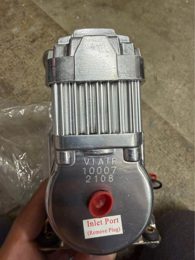 Viair 450c Onboard Air Compressor — photo 3
