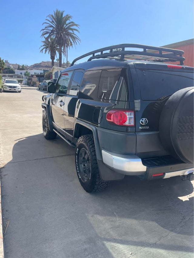 2007 Toyota FJ Cruiser · TRD EDITION — photo 3