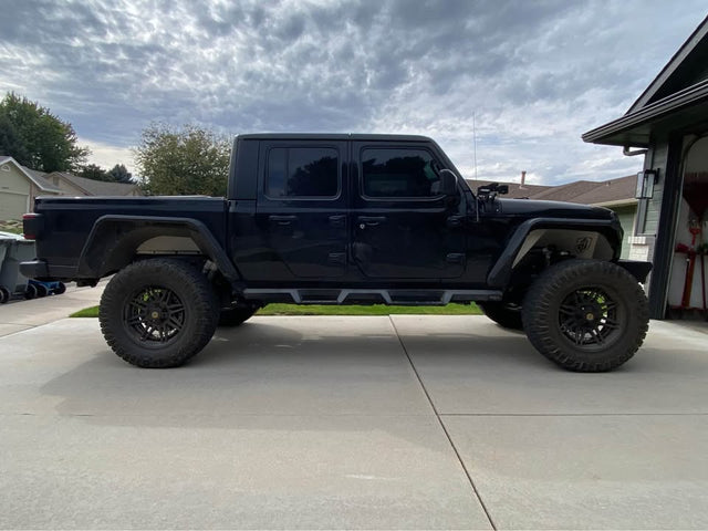 2020 Jeep Gladiator Truck - 33,500 miles - clean title — photo 3