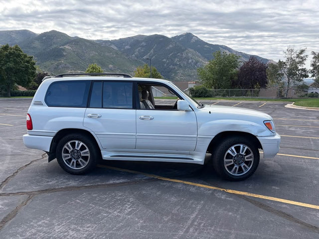 2002 Lexus LX · LX 470 Sport Utility 4D — photo 3