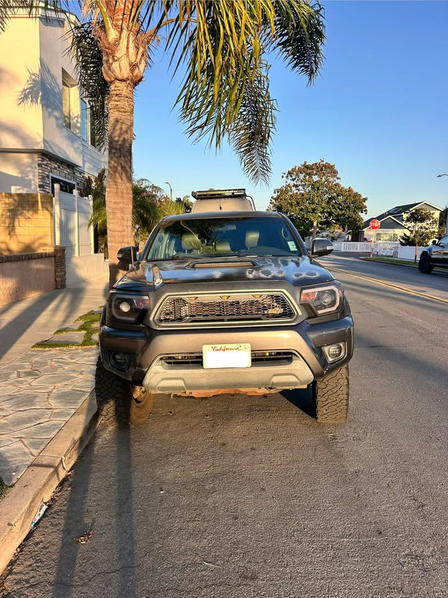 2015 Toyota tacoma pre-runner trd sport — photo 3