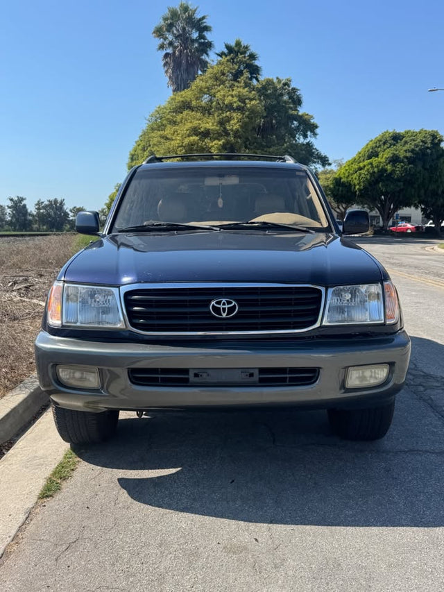 2000 Toyota Land Cruiser J100 — photo 3