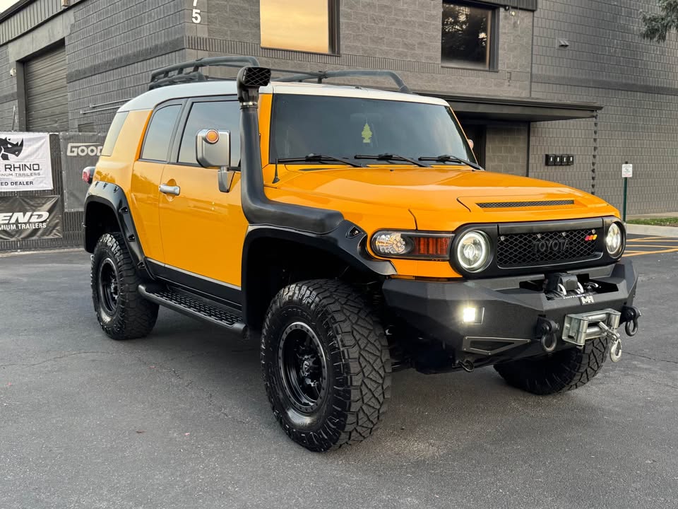 2007 Toyota FJ Cruiser · Sport Utility 2D in Salt Lake City, UT (photo 3) — photo 3