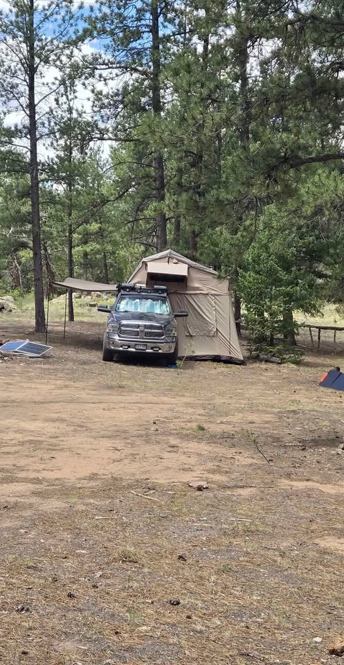 Smittybilt Overlander XL Gen 1 RTT Rooftop tent in Colorado Springs, CO (photo 3) — photo 3