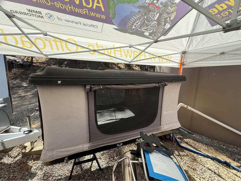 Roofnest “Sparrow” rooftop tent in Castaic, CA (photo 3) — photo 3