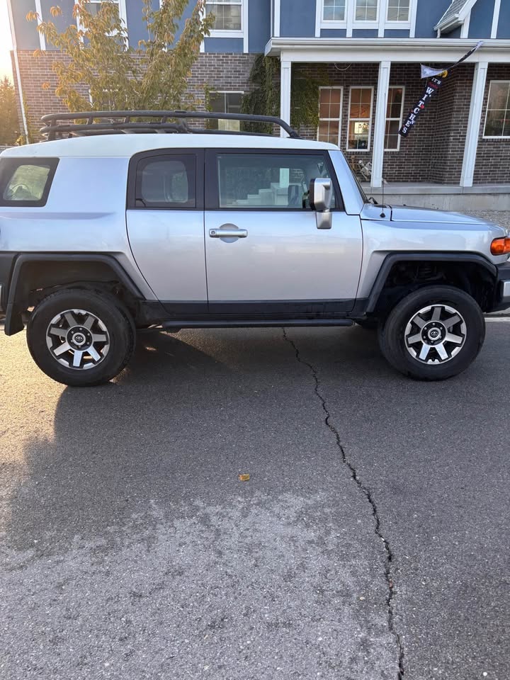 2008 Toyota FJ Cruiser in Provo, UT (photo 3) — photo 3