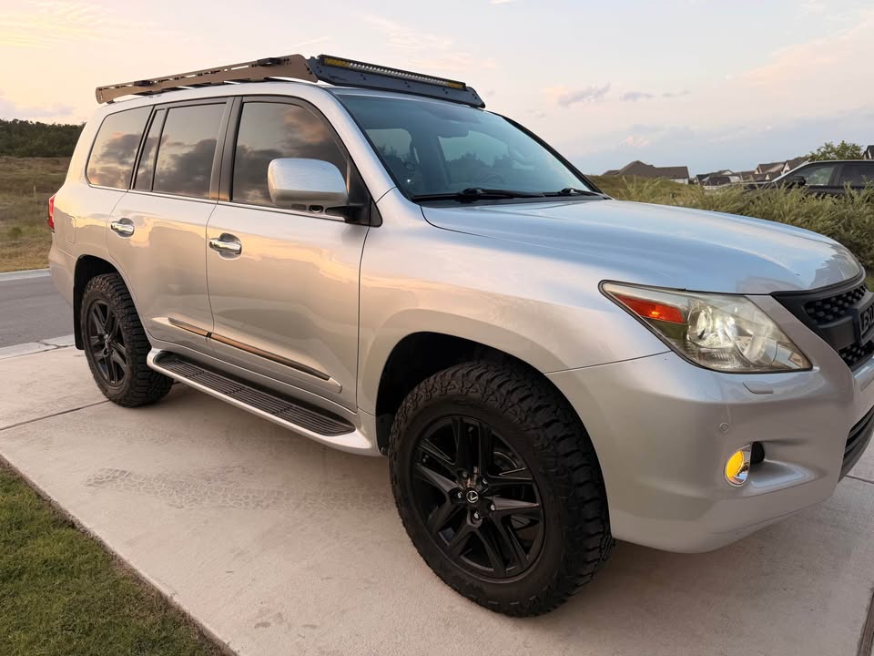 2011 Lexus LX · LX 570 Sport Utility 4D in Dripping Springs, TX (photo 3) — photo 3