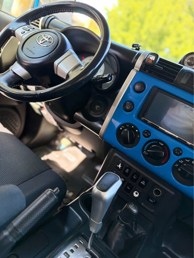 2007 Toyota FJ Cruiser · Sport Utility 2D — photo 3