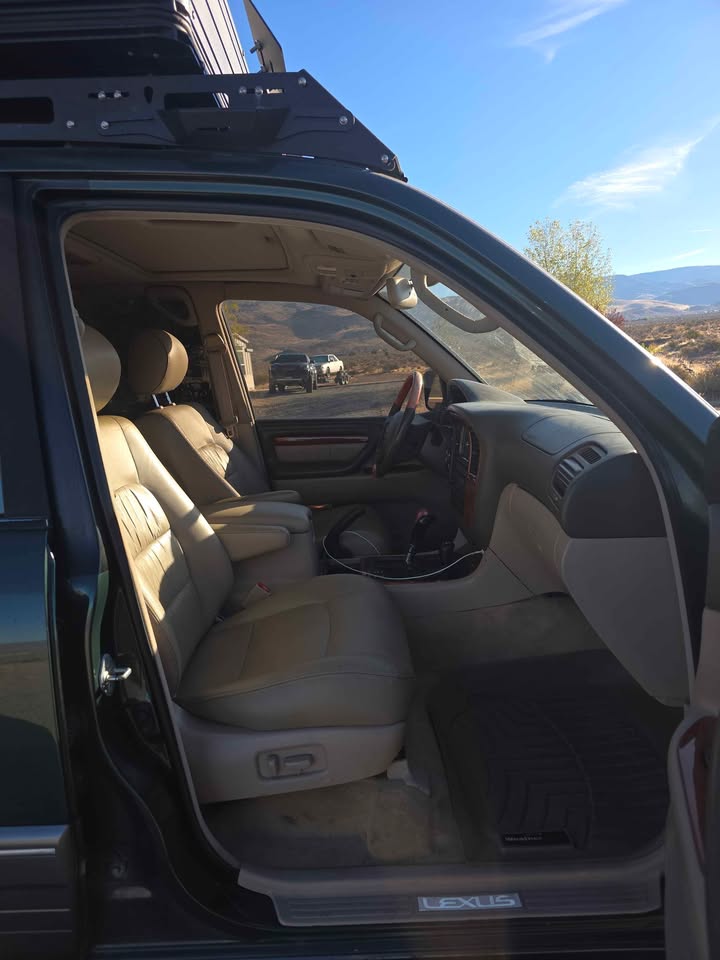 2000 Lexus LX 470 Overlander in Reno, NV (photo 3) — photo 3