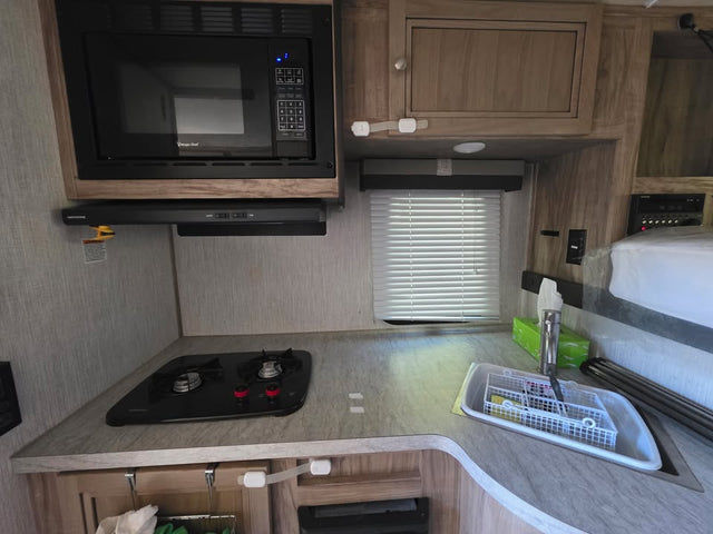2021 Forest River Palomino HS 750 — photo 3