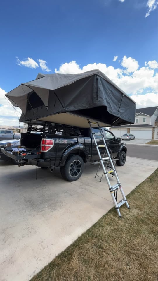 Smittybilt Overlander Rooftop Tent and Bed rack — photo 3