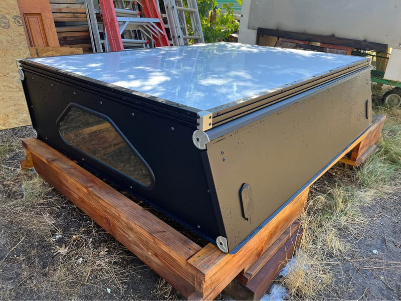 Camper Shell GFC Topper Toyota Tacoma 6ft Long Bed 2nd Gen Go Fast Camper Brand in Idyllwild-Pine Cove, CA (photo 3) — photo 3