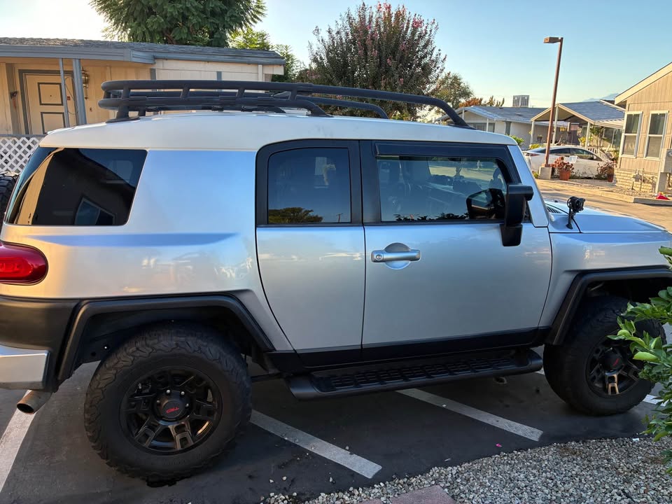 2008 Toyota FJ Cruiser in San Dimas, CA (photo 3) — photo 3