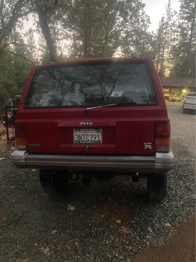 1992 Jeep Cherokee · Laredo — photo 3