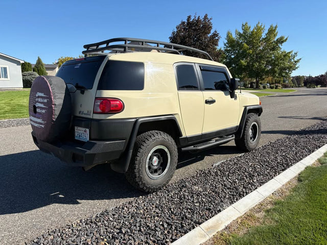 2010 Toyota FJ Cruiser · Trail Teams Edition — photo 3